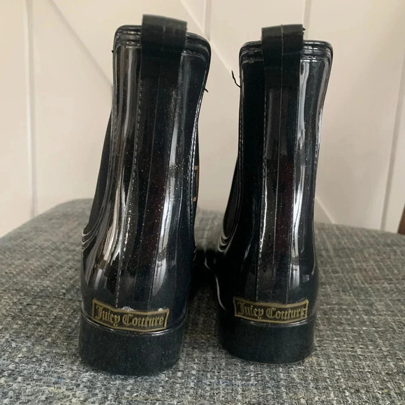 7M JUICY COUTURE Rori Black Gold Sparkle Ankle Rain Boots. - Picture 8 of 8